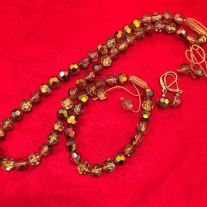 Necklace- Iridescent green crystal